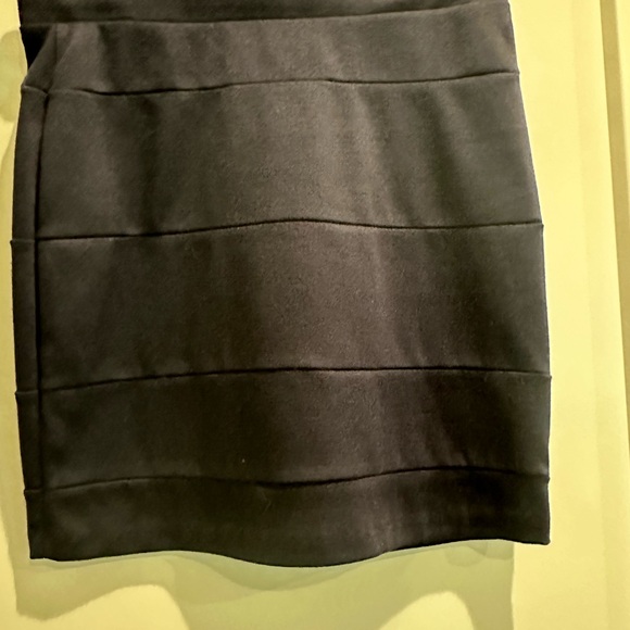 Twik Navy pencil skirt. Size S. Like new - Picture 3 of 4